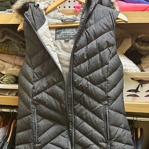 Eddie Bauer Women's Charcoal Quilted Vest